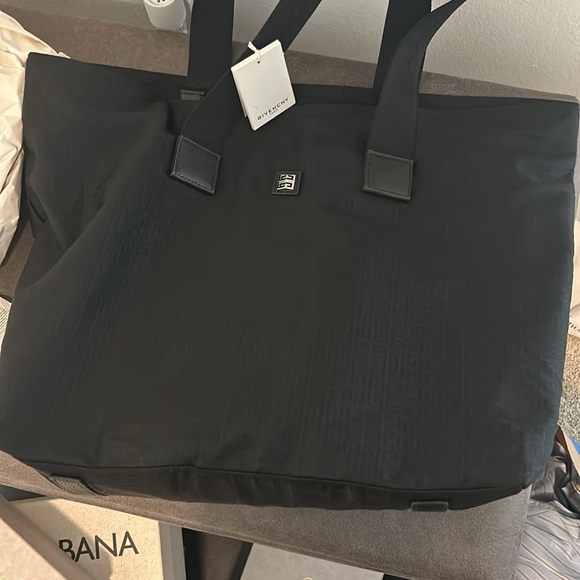 Givenchy Diaper Bag - Picture 13 of 13